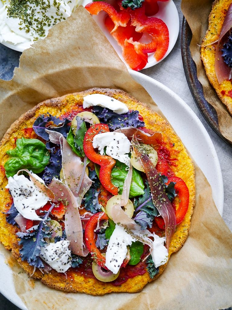 Paleo Pumpkin Pizza Crust (grain free, dairy free, gluten free, vegan option) - recipe by Nourish Everyday