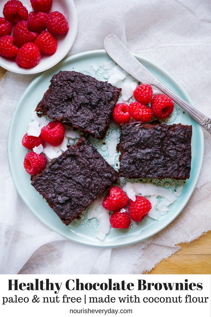 Paleo Chocolate Brownies (grain free, dairy free, nut free) - this easy healthy brownie recipe is packed full of hidden veggies - mashed pumpkin is the base!