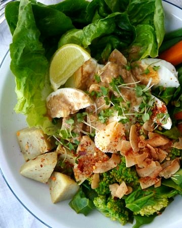 Indonesian Gado Gado Salad (gluten free, dairy free, grain free, vegetarian) - recipe via Nourish Everyday