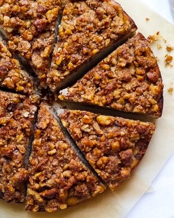 Spiced Walnut Crumb Cake - made with coconut flour and lightly sweetened with maple syrup and apple puree, a healthy twist on this delicious cake! | wordpress-6440-15949-223058.cloudwaysapps.com