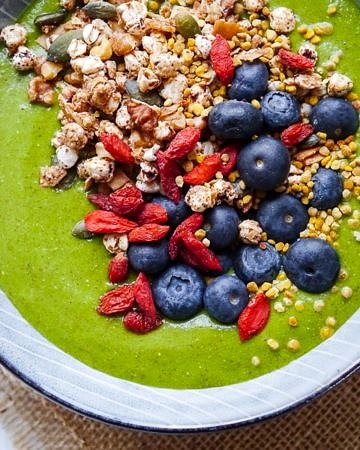 Want to know how to make a balanced healthy smoothie? Follow these simple tips and create a nourishing healthy smoothie that's also incredibly delicious! Read more on wordpress-6440-15949-223058.cloudwaysapps.com