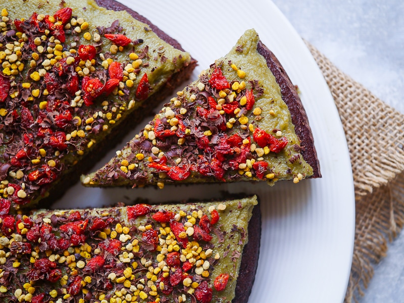 Superfood Paleo Chocolate Cake with Matcha Frosting - this luscious grain free cake is free from gluten, dairy and refined sugar, and yet it's SO incredibly delicious, with a rich, truly chocolatey flavour!