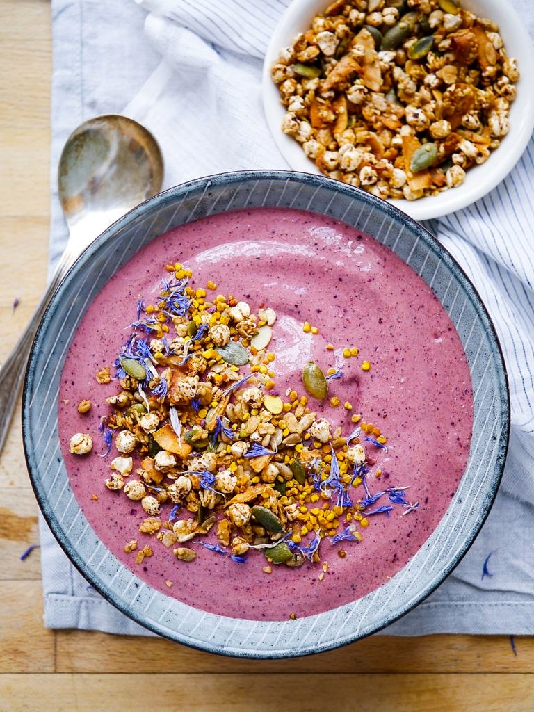 This dairy free chia acai smoothie bowl is a low sugar blend of fruit and vegetables, together with vanilla protein and nut butter for a balanced breakfast!