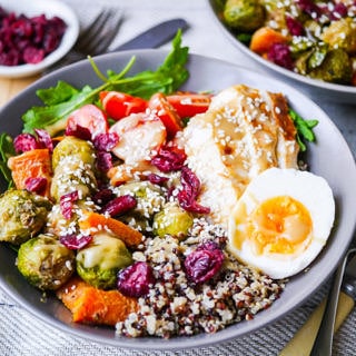 A Maple Tahini Brussels Sprouts Quinoa Bowl packed with healthy vegetable goodness! Dairy free, gluten free & nut free, with a vegan or vegetarian option. Recipe via wordpress-6440-15949-223058.cloudwaysapps.com