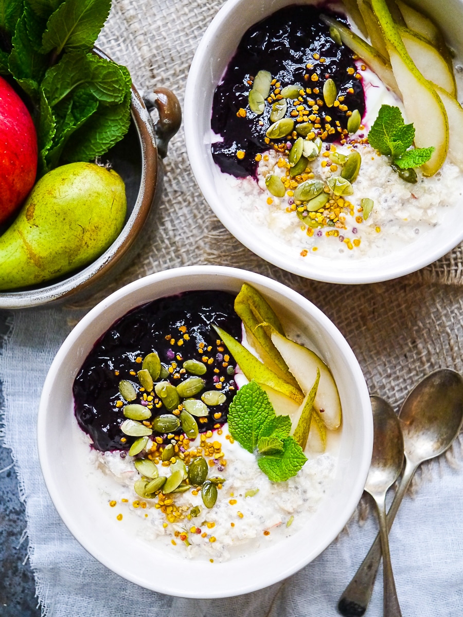 Ginger spiced apple bircher muesli is a healthy breakfast that's easy to make ahead. With a base of gluten free oats and chia seeds, you can also make this dairy free using coconut yoghurt. #birchermuesli #healthybreakfast