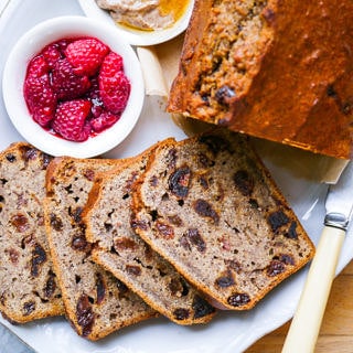 A gluten free earl grey banana loaf cake made with wholegrain flours and naturally sweetened with coconut sugar. Healthy, dairy free and easy to make! Recipe via wordpress-6440-15949-223058.cloudwaysapps.com