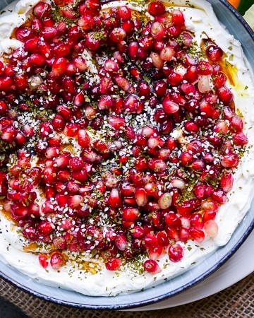 Balsamic Pomegranate Labneh Dip - a simple healthy sugar free appetiser that's so easy to make! Perfect for entertaining and parties.