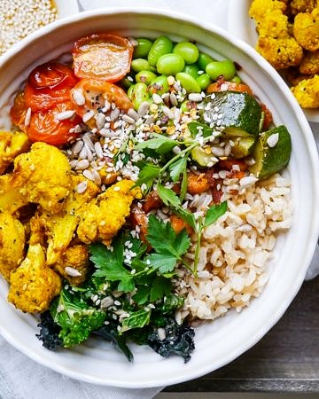 Roasted Turmeric Cauliflower Buddha Bowls (gluten free, dairy free, egg free, vegan friendly) - a healthy recipe by Nourish Everyday
