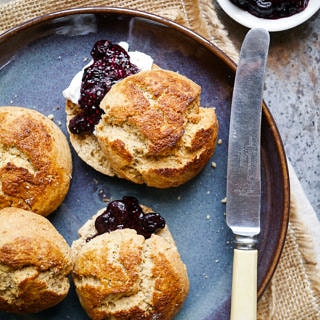 Wholegrain Gluten Free Kefir Scones (gluten free, soy free, egg free) - recipe by Nourish Everyday